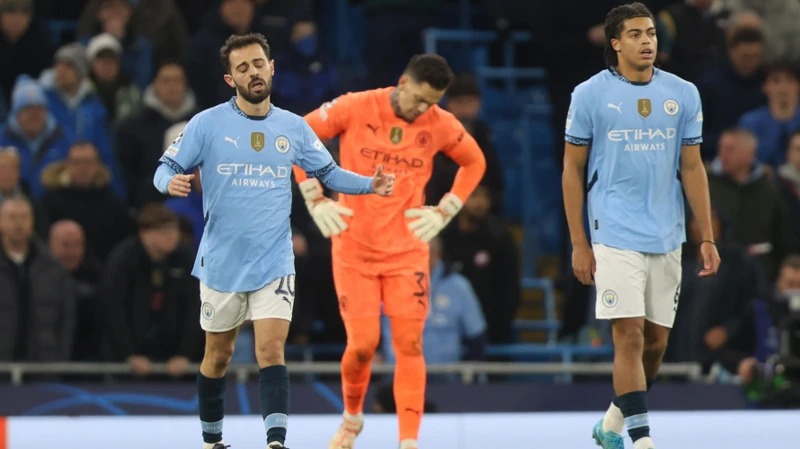 Manchester City defensive woes