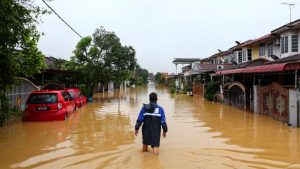 Malaysia and Thailand flooding kills 12