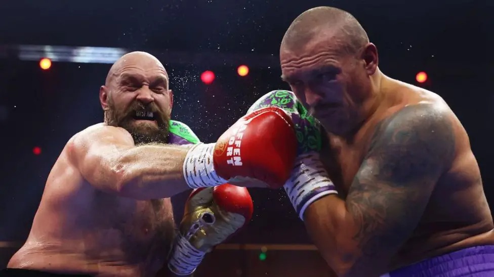 Usyk defeats Fury in rematch